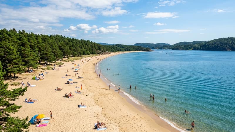 Hamresanden Beach